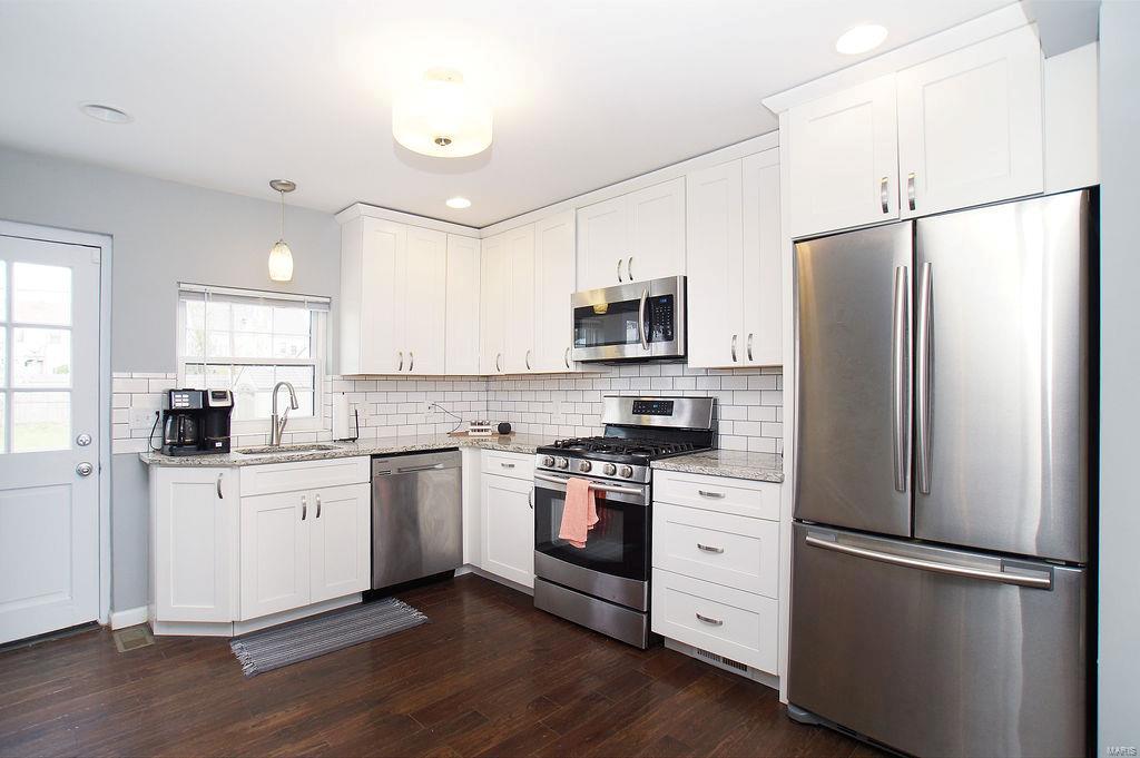 9505 Ridge Avenue Overland, MO 63114 - Photo 7 of 31 Gallery Image 7