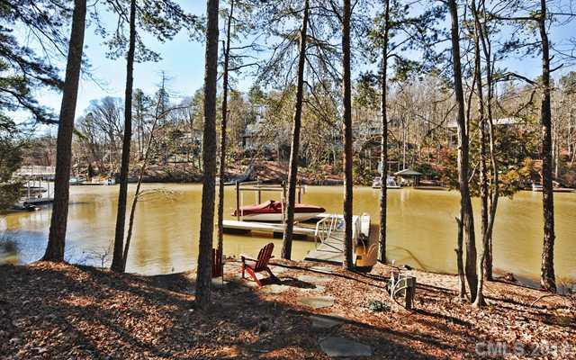 928 Cove Point Lane Tega Cay, SC 29708 - Photo 14 of 16