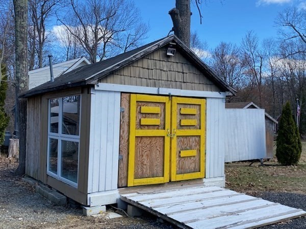 11 Athens Avenue Rutland, MA 01543 - Photo 6 of 40 Gallery Image 6