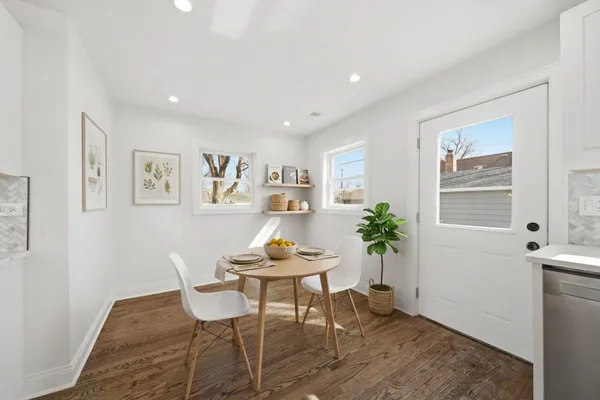 $349,900 | 7851 Suburban Lane, Bridgeview, IL 60455