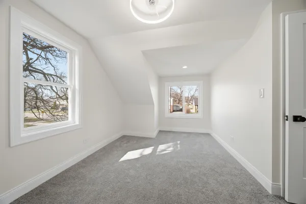 $349,900 | 7851 Suburban Lane, Bridgeview, IL 60455