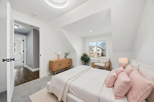 $349,900 | 7851 Suburban Lane, Bridgeview, IL 60455