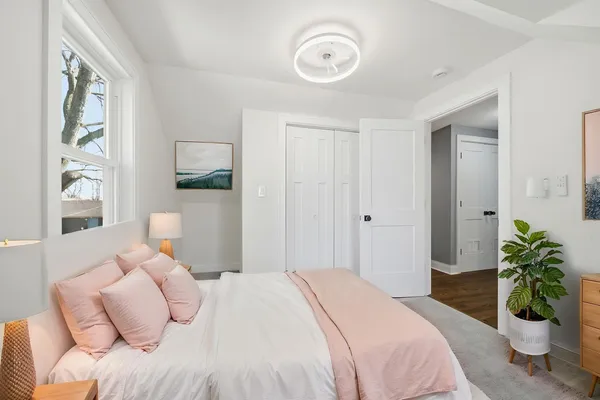 $349,900 | 7851 Suburban Lane, Bridgeview, IL 60455