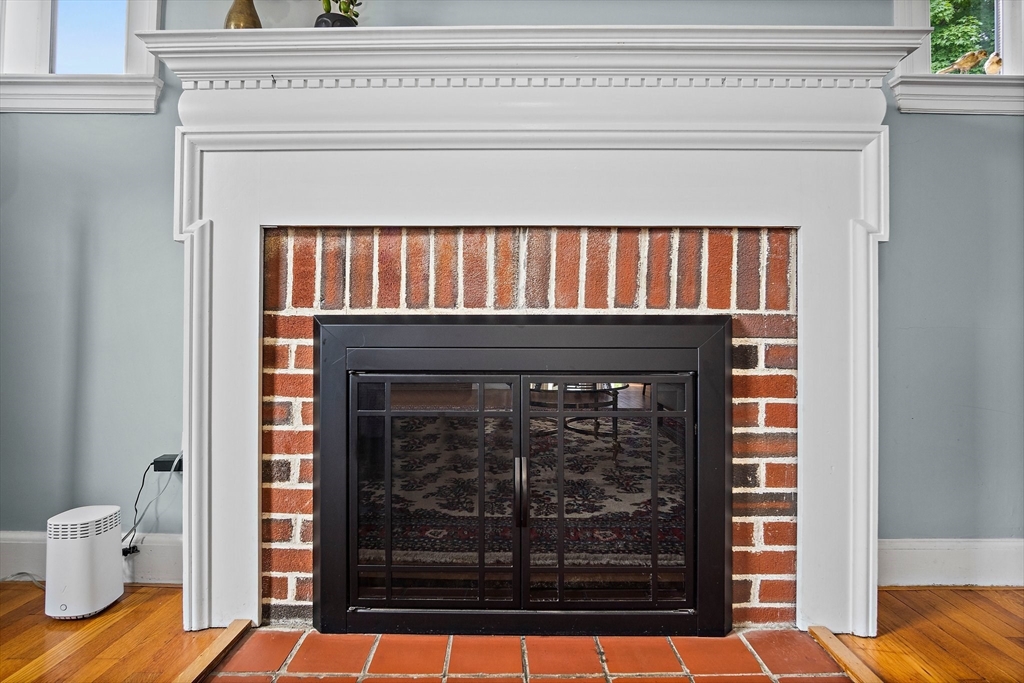 13 Curtis Road Woburn, MA 01801 - Photo 6 of 34 Gallery Image 6