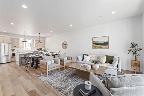 $494,880 | 1663 West Burlison Lane, Boise, ID 83705