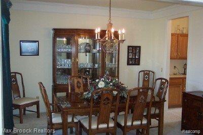 4154 Wincrest Lane Rochester, MI 48306 - Photo 8 of 21 Wincrest Dining Room