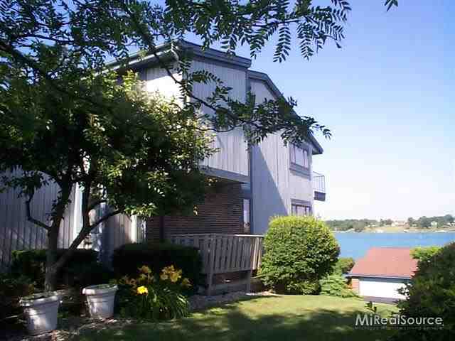 1715 River Road, Unit 50 St. Clair, MI 48079 - Photo 27 of 30 31157259-26.JPG