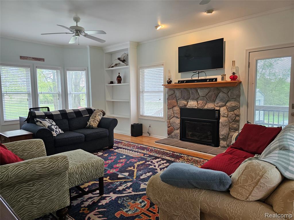 3219 Dutcher Road Howell, MI 48843 - Photo 12 of 32 Gallery Image 12
