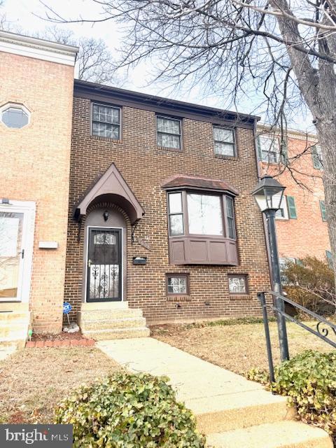 7608 Bland Drive Manassas, VA 20109 - Photo 2 of 17 FRONT