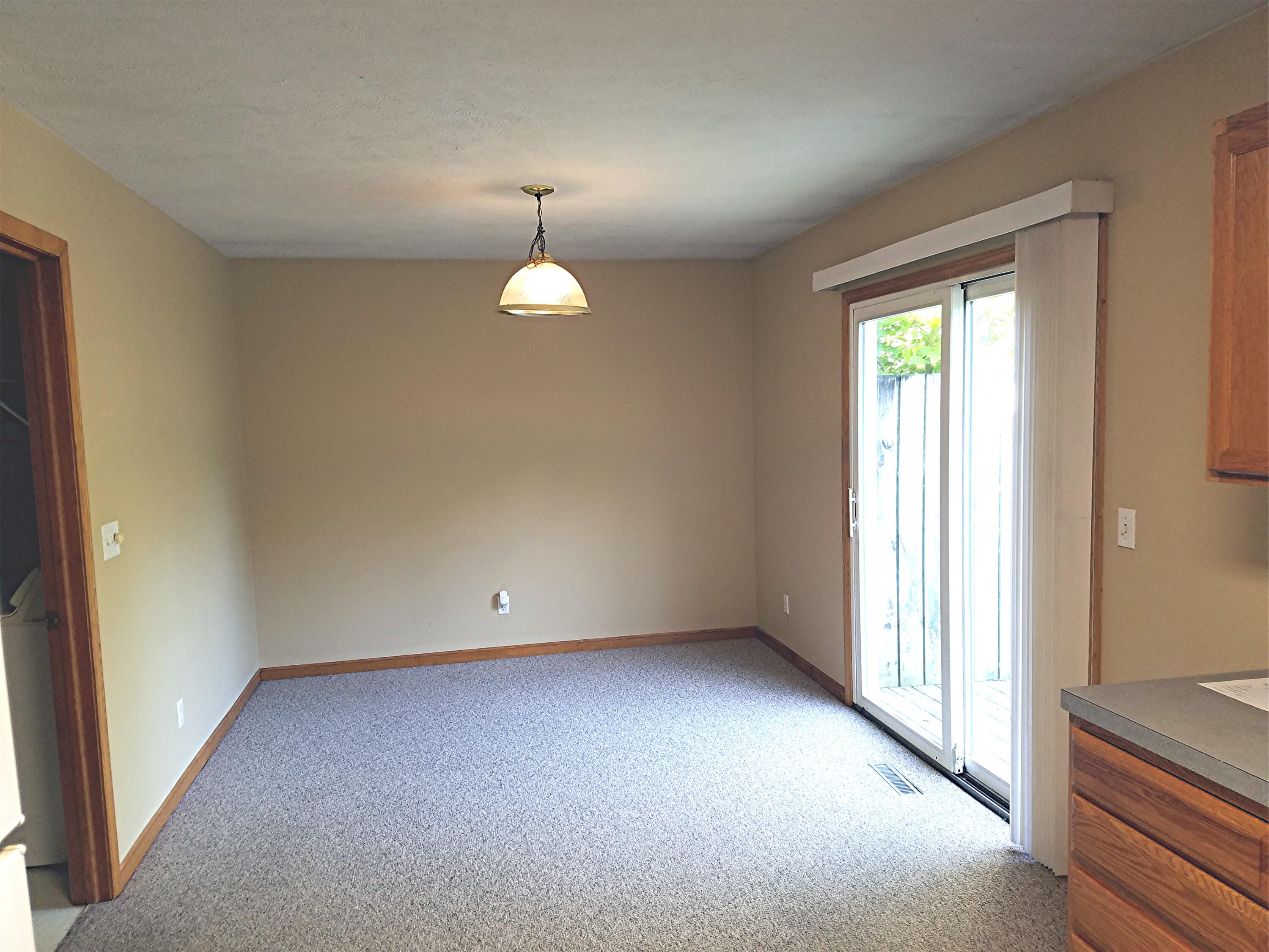 6445 Old Allegan Road Saugatuck, MI 49453 - Photo 3 of 10 6445 Old Allegan dining room