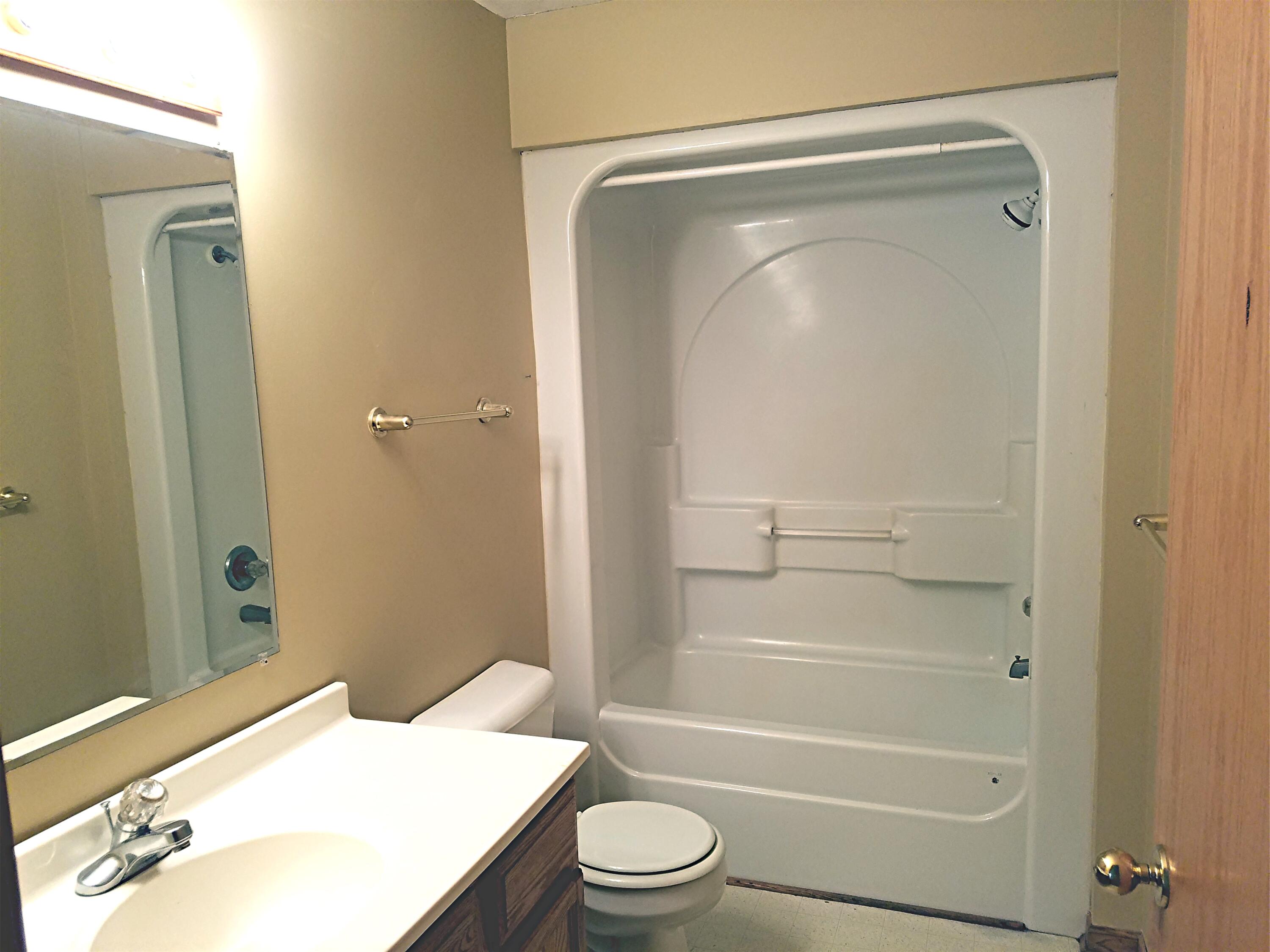 6445 Old Allegan Road Saugatuck, MI 49453 - Photo 5 of 10 6445 Old Alegan bath