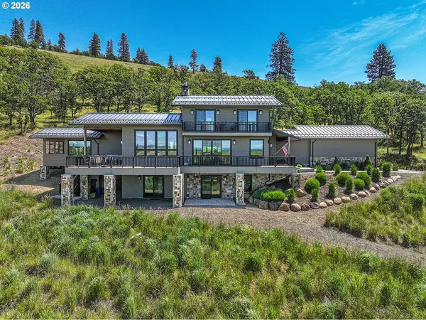 $999,900 | 1910 North Columbus Avenue, Goldendale, WA 98620