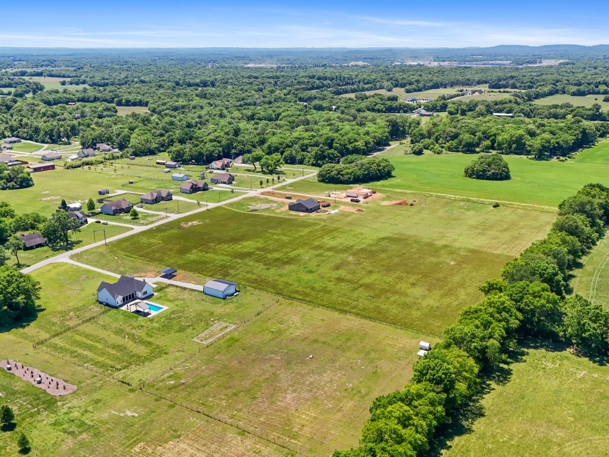1362 Neil Road Chapel Hill, TN 37034 - Photo 5 of 13 Gallery Image 5