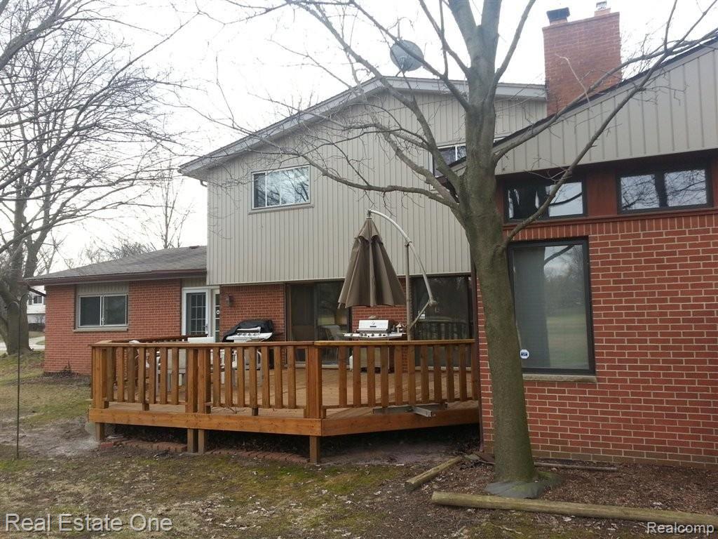 33600 Old Timber Road Farmington, MI 48331 - Photo 14 of 15 Back of Home and Deck