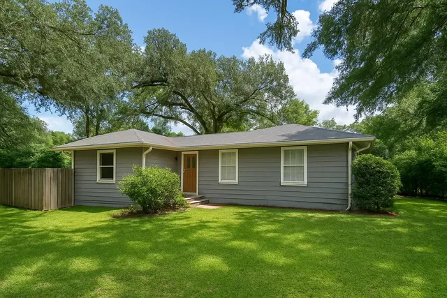 $445,000 | 2002 Trescott Drive, Tallahassee, FL 32308