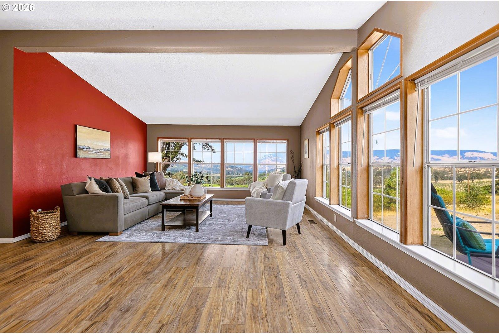 1515 Morgensen Road Mosier, OR 97040 - Photo 20 of 46 Living Room