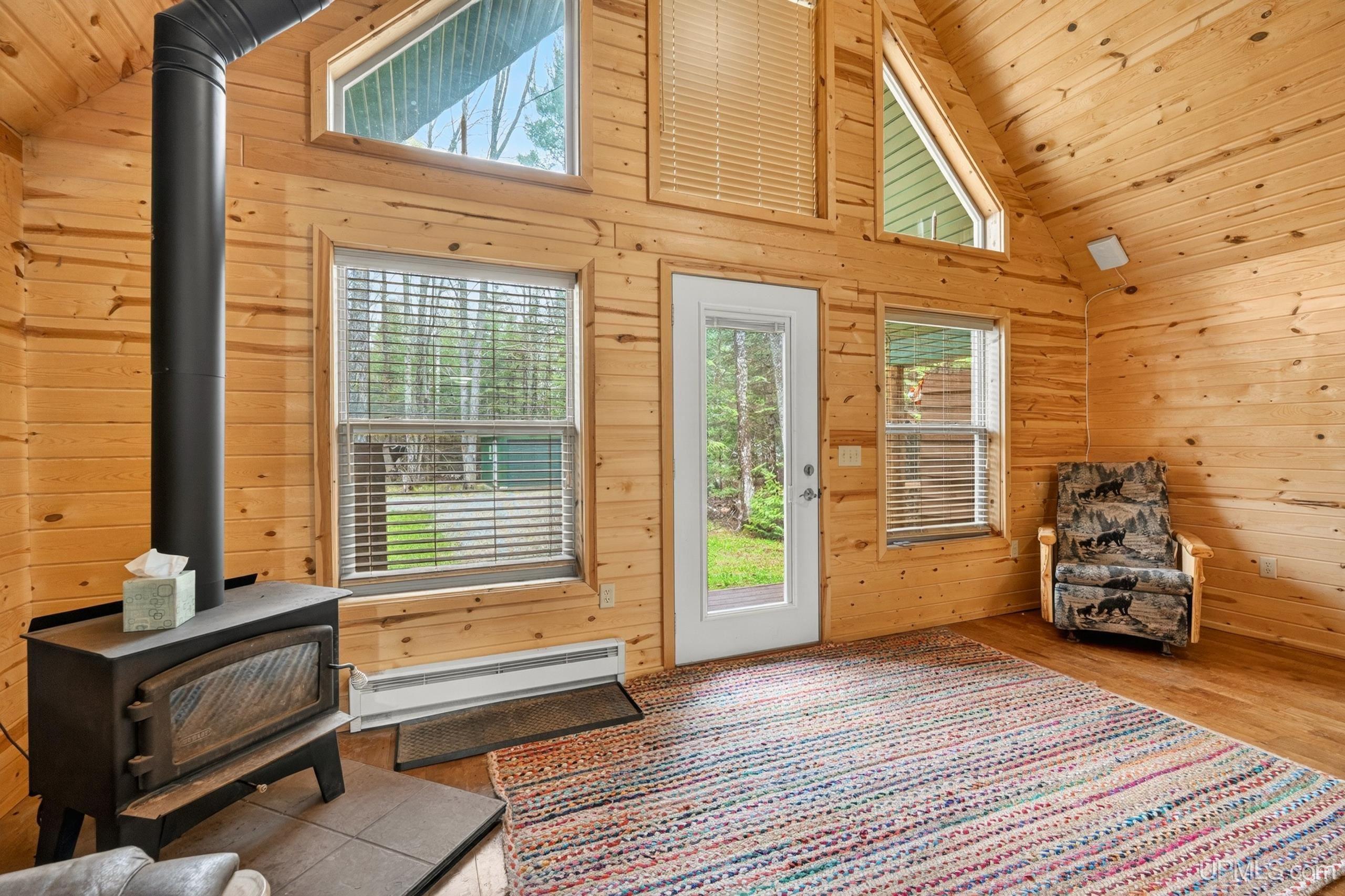 14675 33 Road Wetmore, MI 49895 - Photo 5 of 29