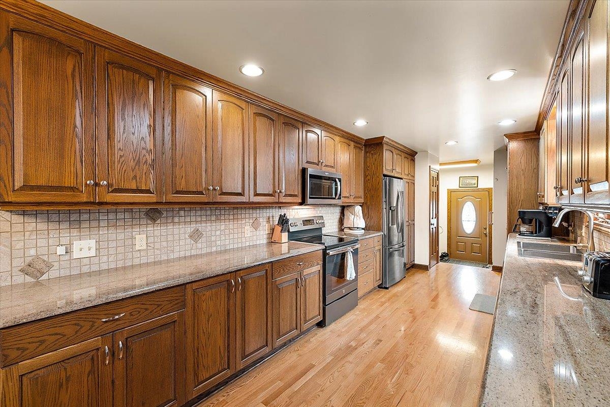4354 Dutcher Road Akron, MI 48701 - Photo 15 of 54