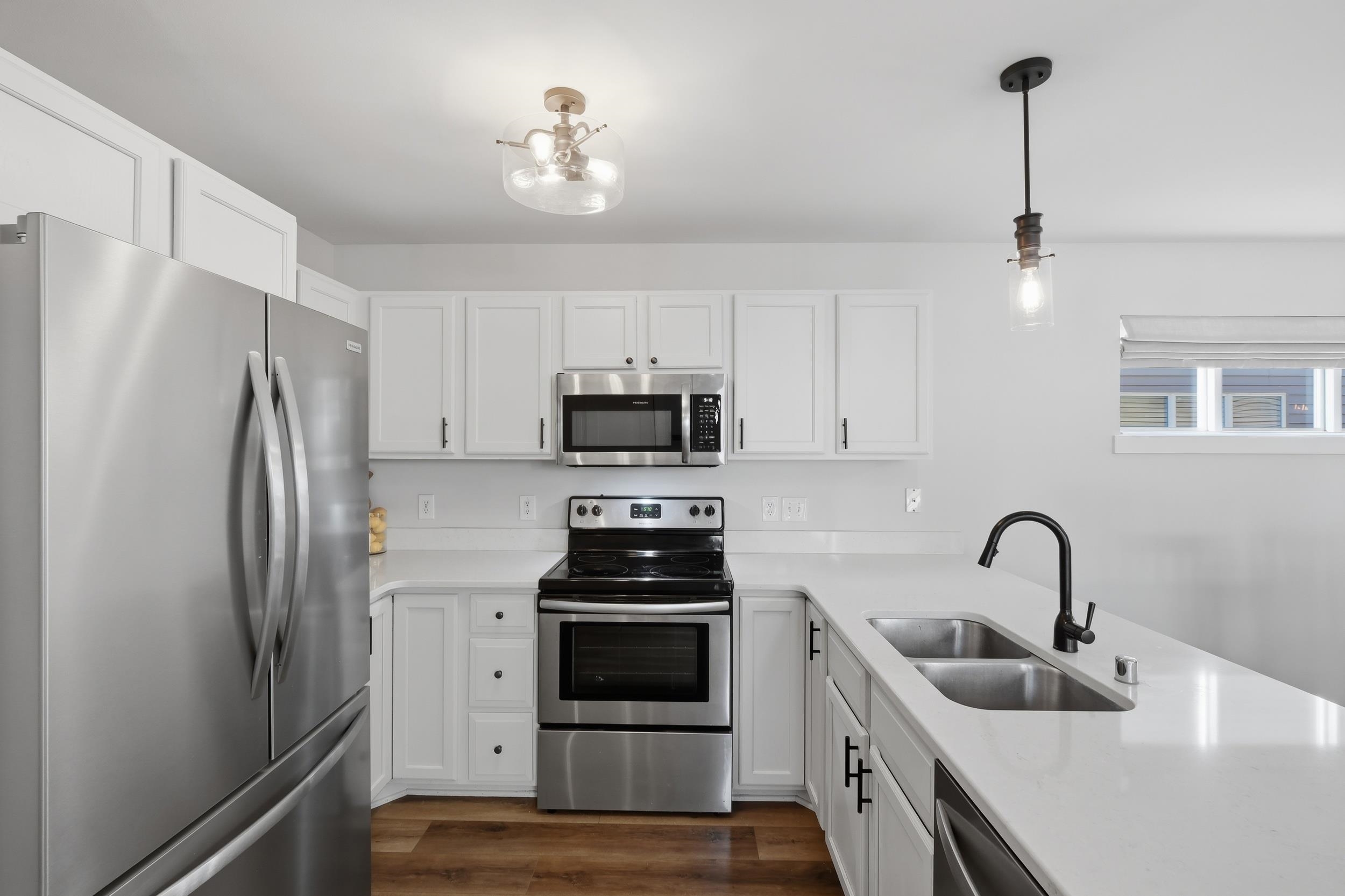 614 Copernicus Way Madison, WI 53718 - Photo 17 of 39