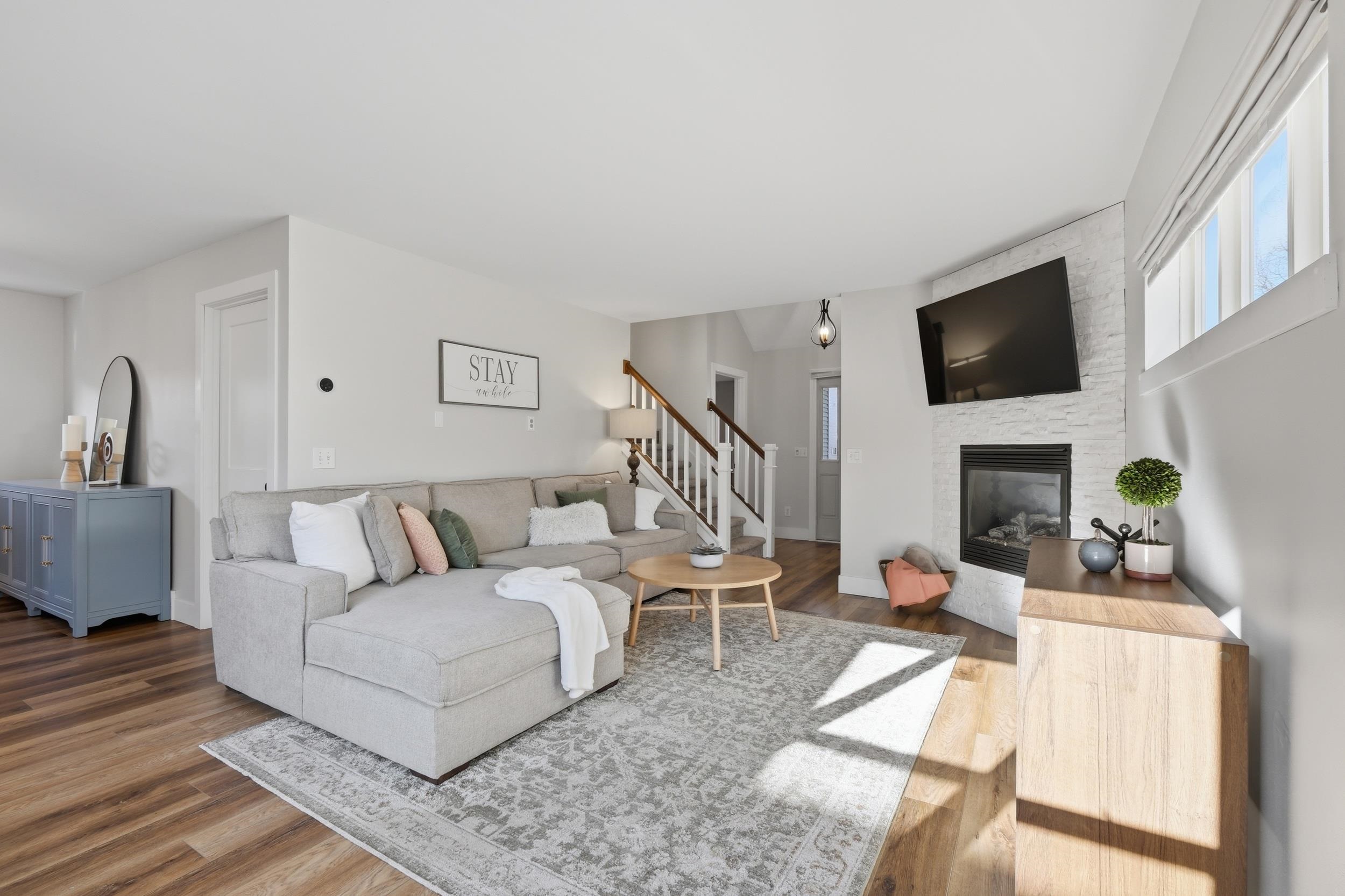 614 Copernicus Way Madison, WI 53718 - Photo 4 of 39