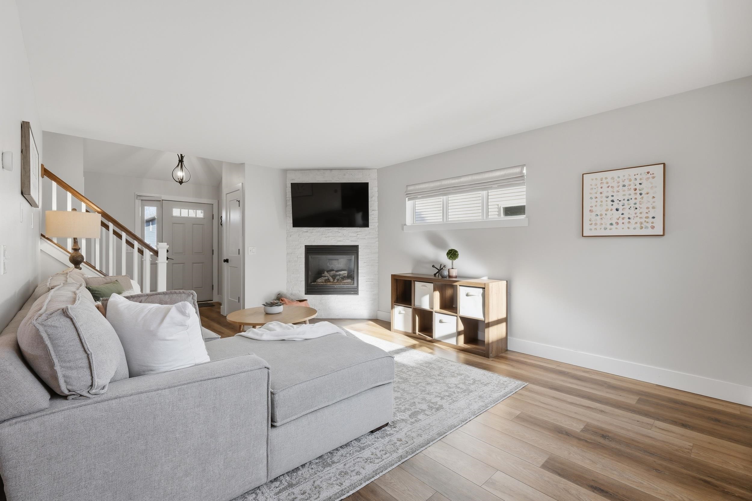 614 Copernicus Way Madison, WI 53718 - Photo 5 of 39