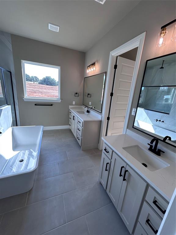1042 VH Ranch Road Poolville, TX 76487 - Photo 15 of 22 Gallery Image 15
