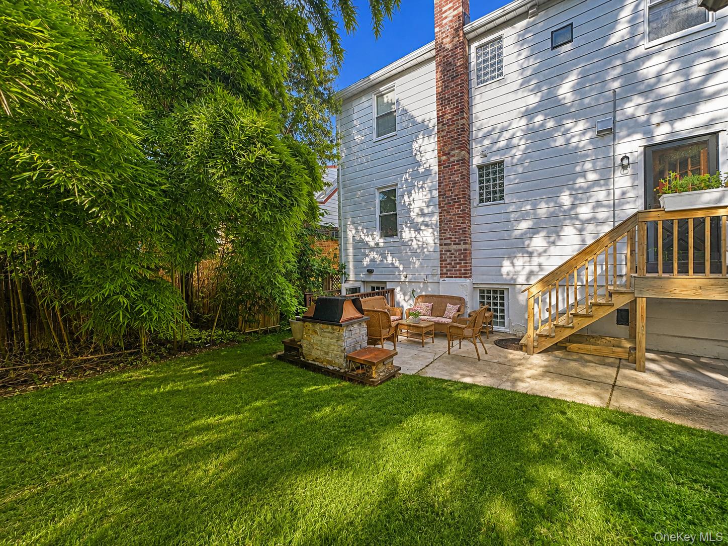 33 Juniper Road Port Washington, NY 11050 - Photo 24 of 25 Gallery Image 24