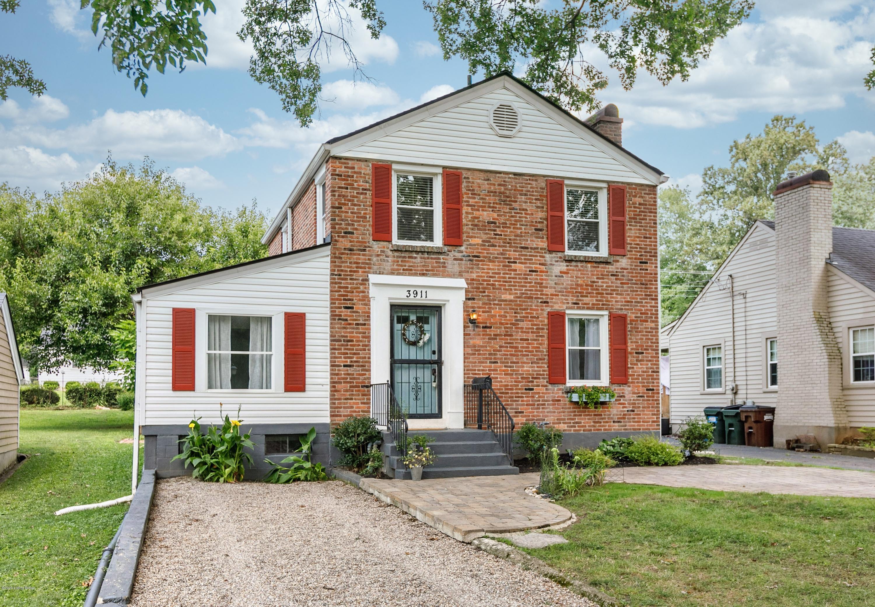 3911 Springhill Road Louisville, KY 40207 - Photo 2 of 36 C5F307B9-5C6F-4E56-B942-2ED576B822E9