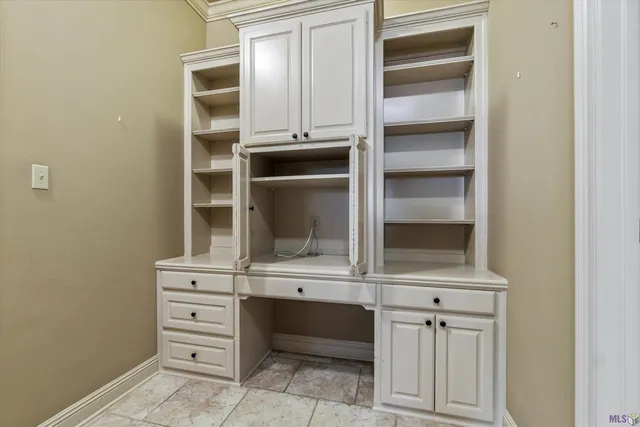 $445,000 | 19455 Kelly Wood Court, Baton Rouge, LA 70809