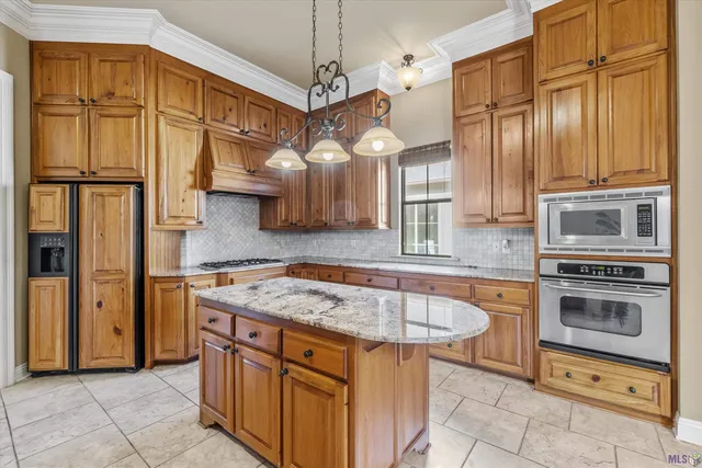 $445,000 | 19455 Kelly Wood Court, Baton Rouge, LA 70809