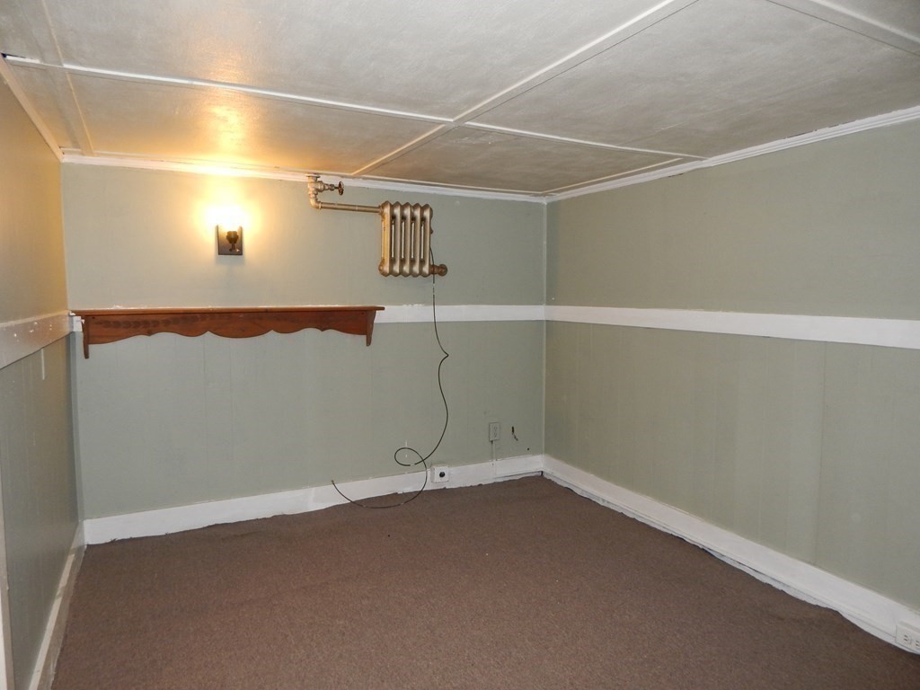 24 Schley Street Springfield, MA 01109 - Photo 17 of 41 Gallery Image 17
