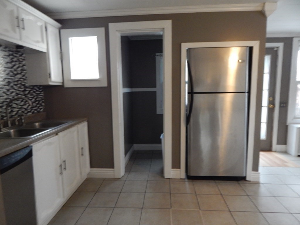 24 Schley Street Springfield, MA 01109 - Photo 31 of 41 Gallery Image 31