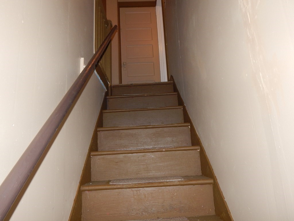 24 Schley Street Springfield, MA 01109 - Photo 38 of 41 Gallery Image 38