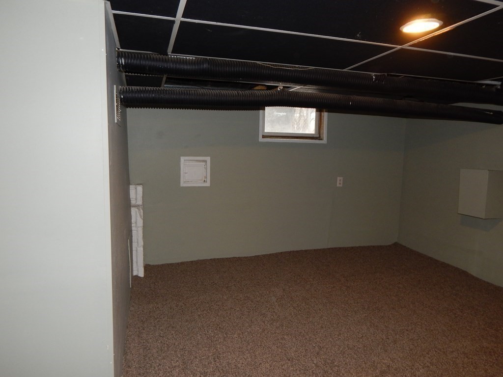 24 Schley Street Springfield, MA 01109 - Photo 40 of 41 Gallery Image 40