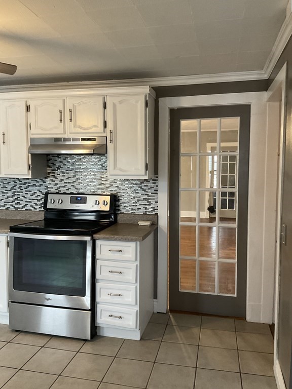 24 Schley Street Springfield, MA 01109 - Photo 10 of 41 Gallery Image 10