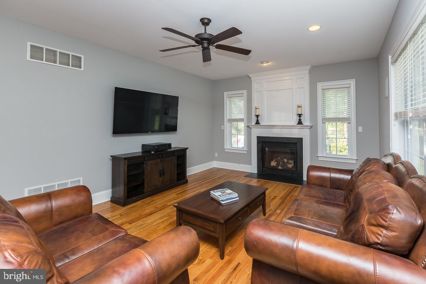 159 Middletown Road Media, PA 19063 - Photo 22 of 80 FR/Den with FP, Ceiling fan