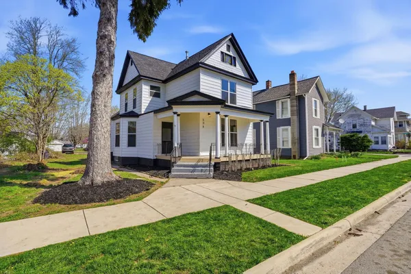 $305,000 | 608 East Water Street, Prospect, OH 43342