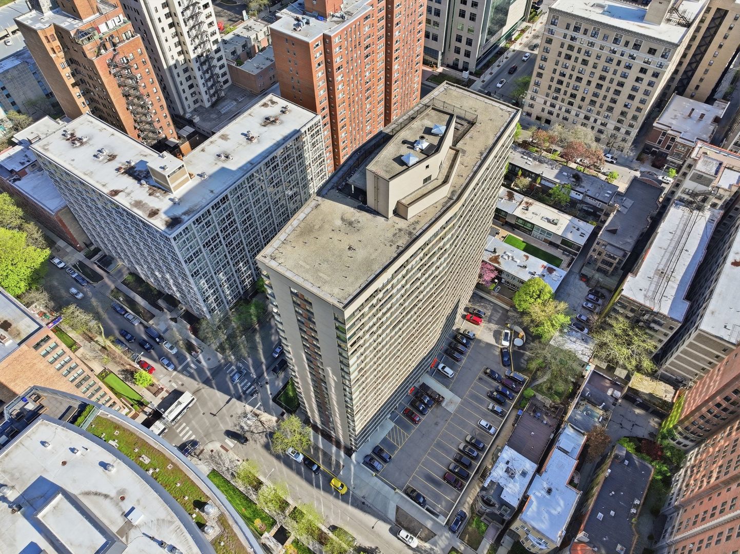2930 North Sheridan Road, Unit 306 Chicago, IL 60657 - Photo 31 of 31
