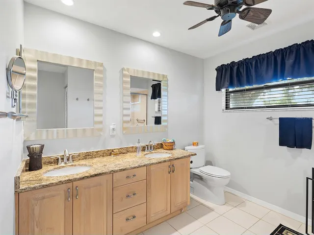 $289,000 | 114 Southampton Place North, Unit 237, Venice, FL 34293