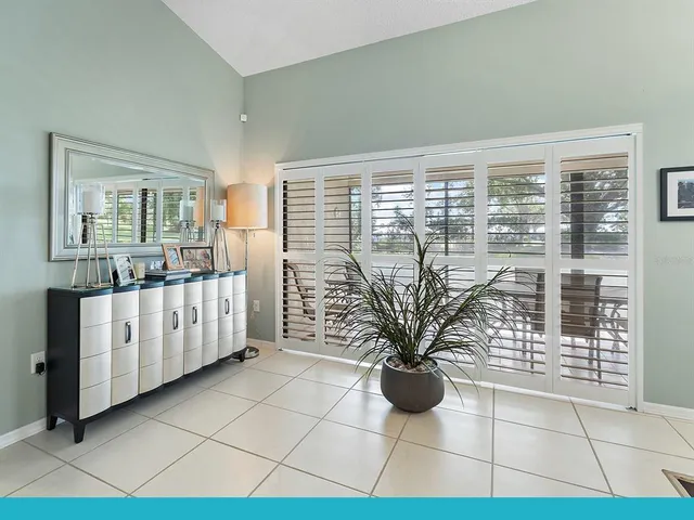 $289,000 | 114 Southampton Place North, Unit 237, Venice, FL 34293