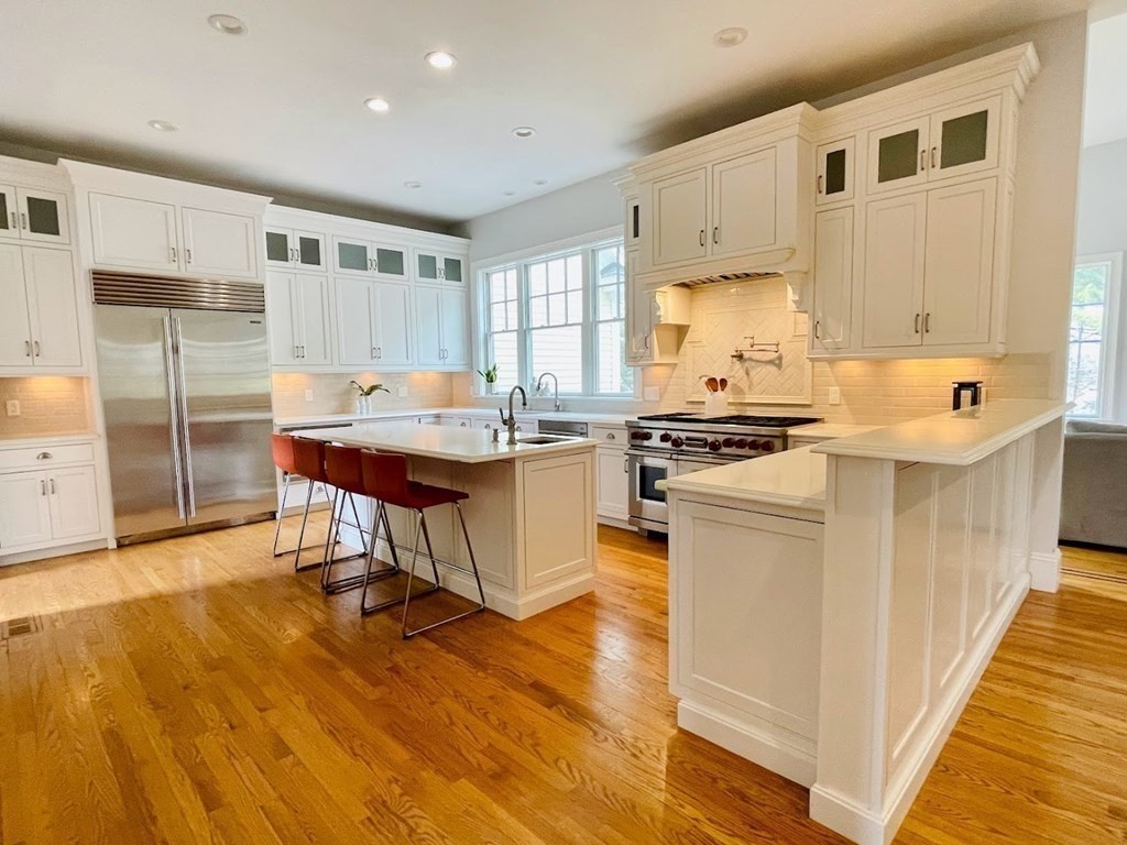 6 Chadbourne Road Lexington, MA 02421 - Photo 7 of 42