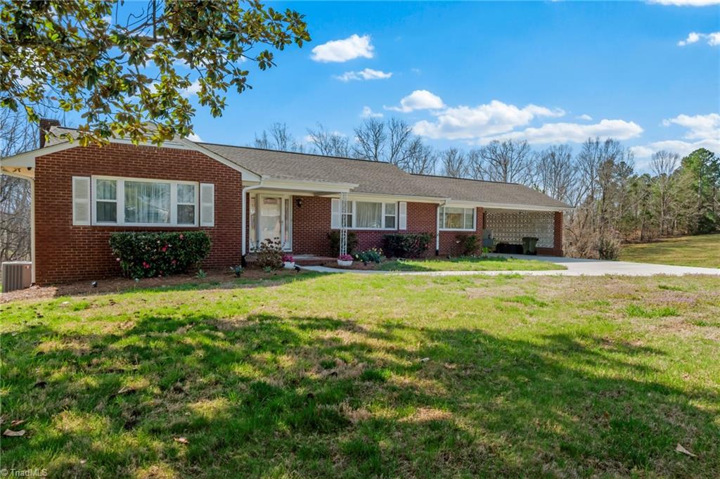 3291 Burton Road Thomasville, NC 27360 - Photo 2 of 50