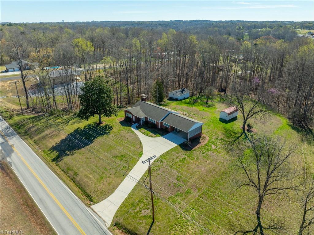 3291 Burton Road Thomasville, NC 27360 - Photo 42 of 50