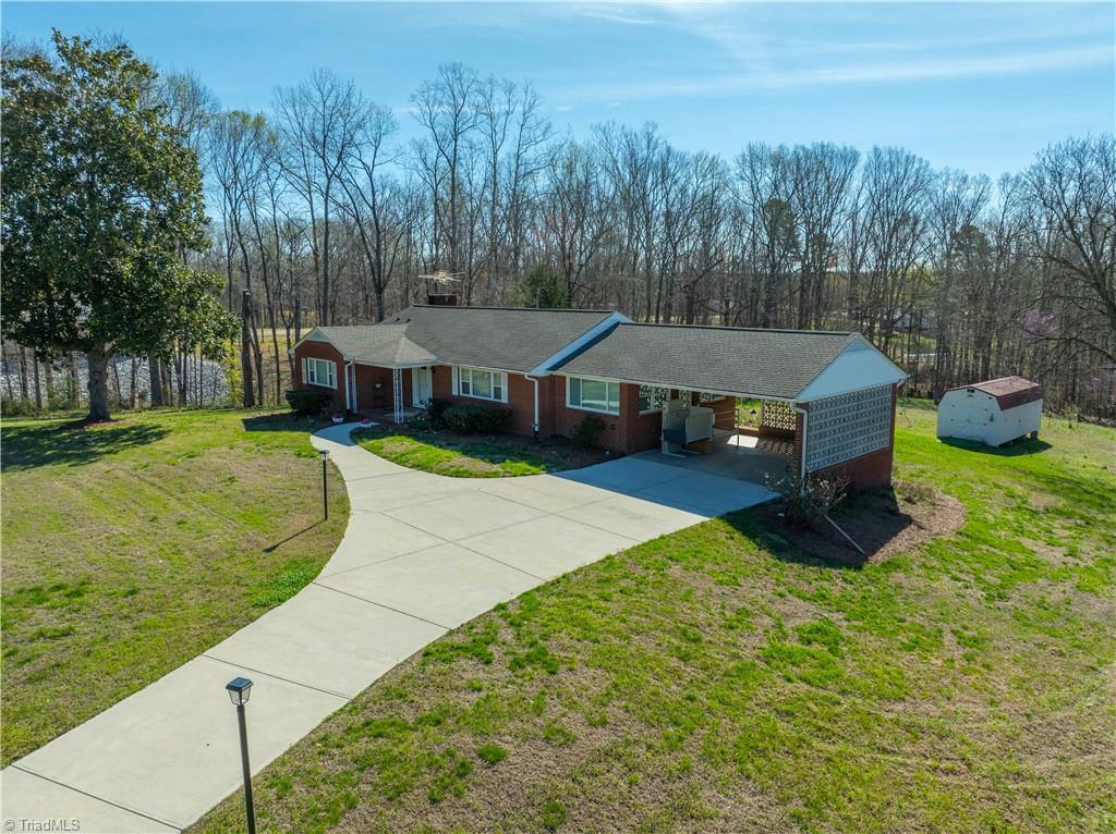 3291 Burton Road Thomasville, NC 27360 - Photo 44 of 50