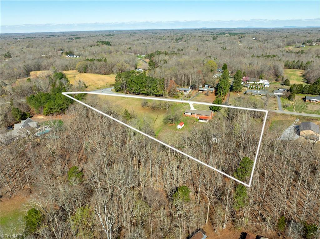 3291 Burton Road Thomasville, NC 27360 - Photo 45 of 50