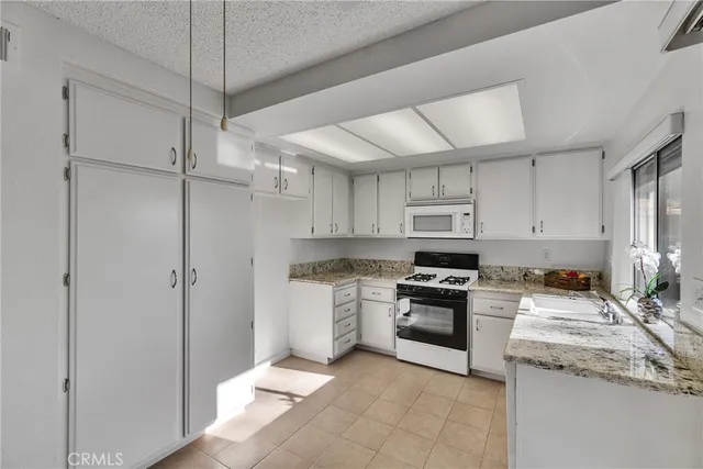 $307,000 | 631 La Costa Drive, Banning, CA 92220