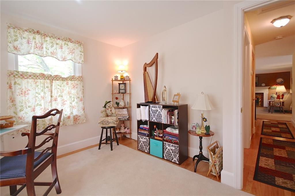 19 Philip Road Cape Elizabeth, ME 04107 - Photo 17 of 35 Photo