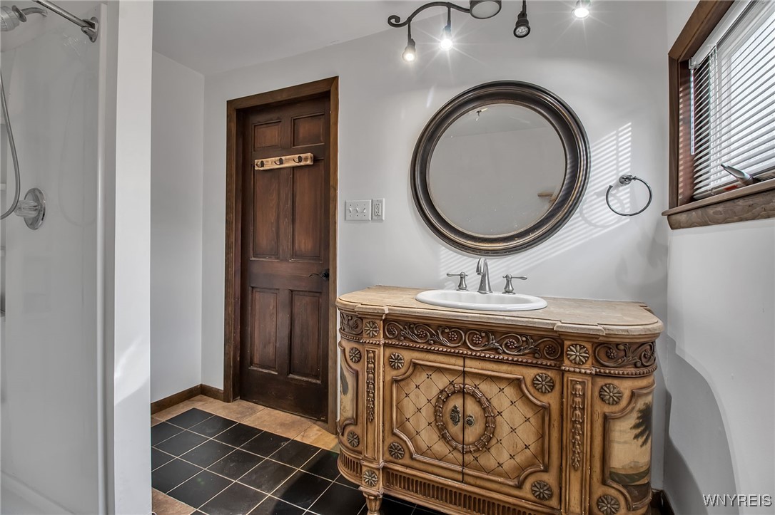 2736 Main Street Newfane, NY 14108 - Photo 23 of 50