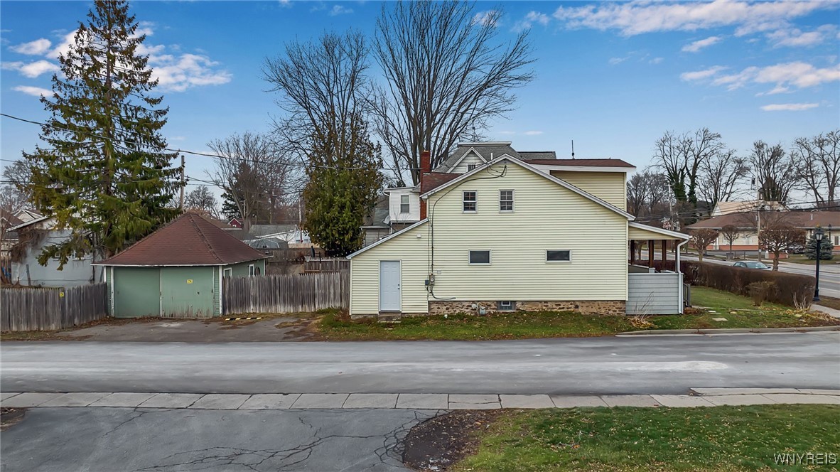 2736 Main Street Newfane, NY 14108 - Photo 4 of 50