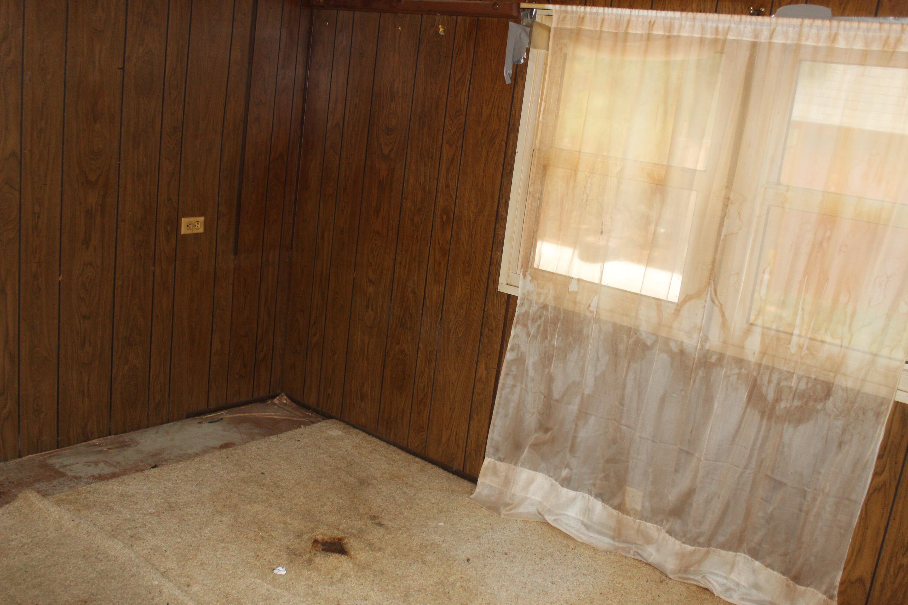 9850 South Grayling Road Roscommon, MI 48653 - Photo 14 of 16 IMG_6713